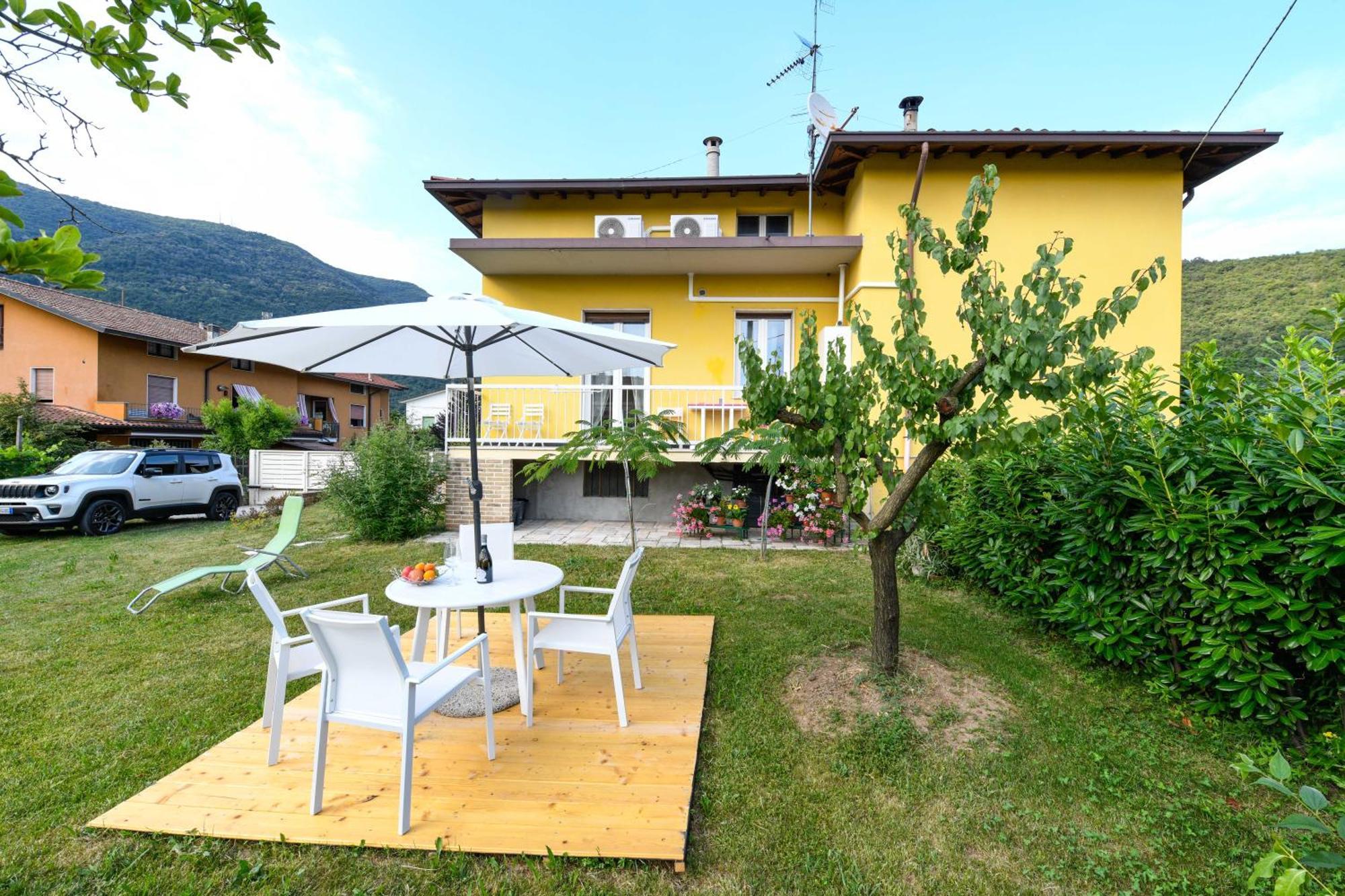 Ll Gelsomino Di Bazzani Apartment Villanuova sul clisi Bagian luar foto